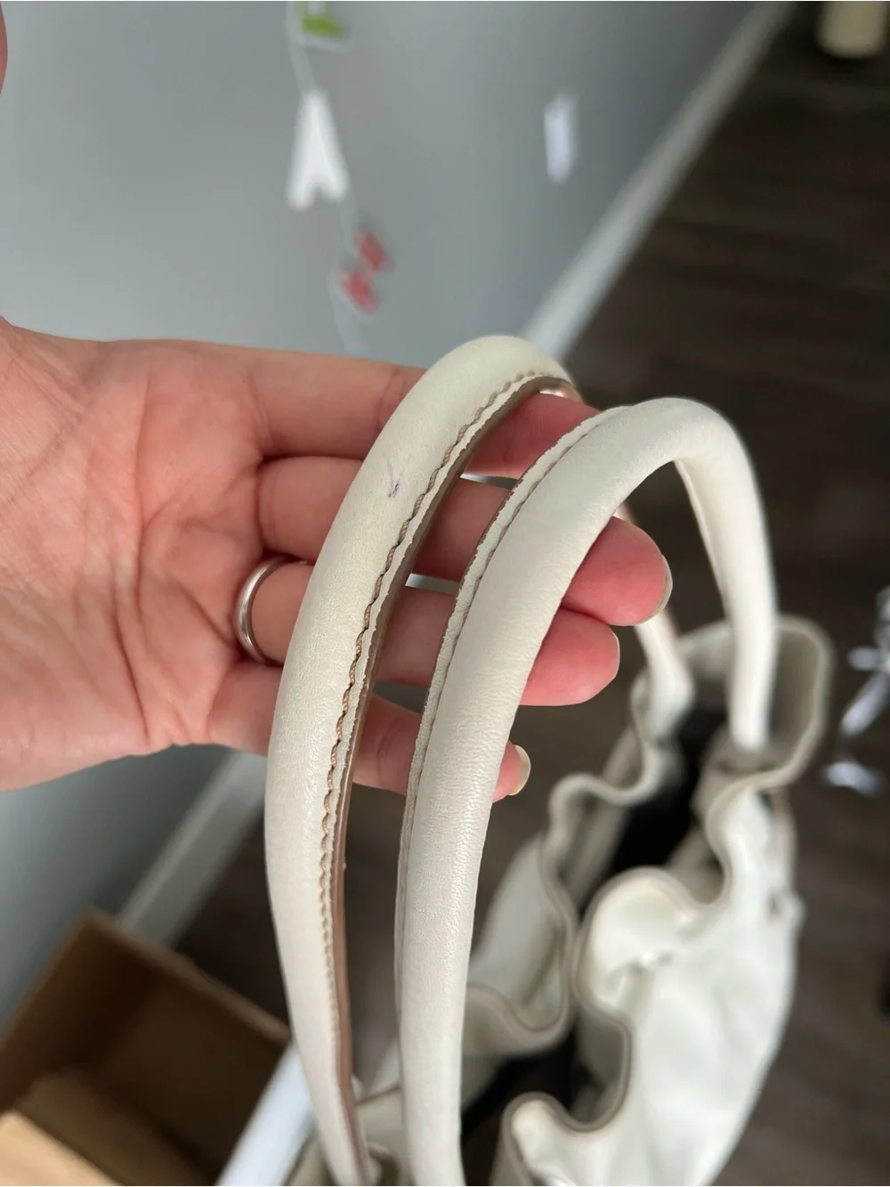 Fossil Cream Leather Cinch Hobo Bag